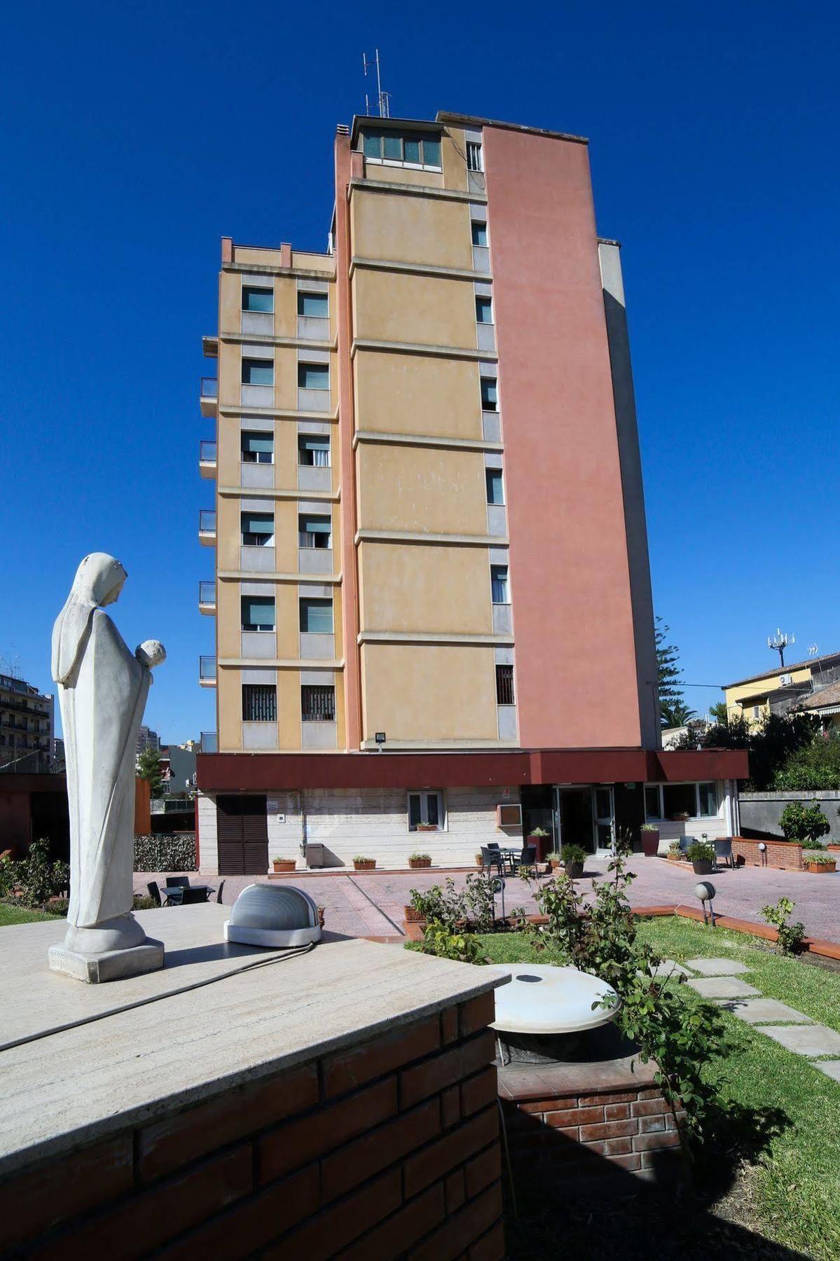 Hotel Villa Mater CTA Exterior foto