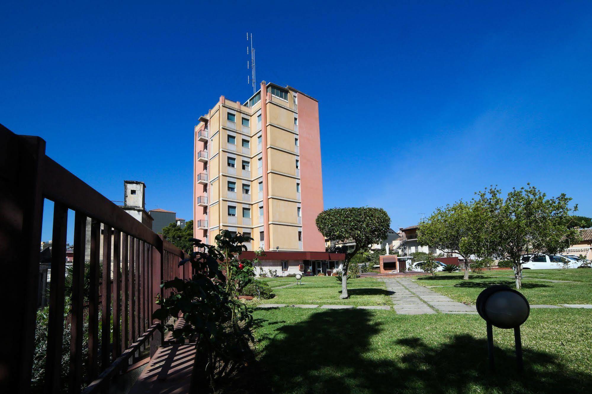 Hotel Villa Mater CTA Exterior foto